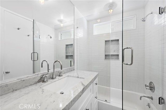 1053 Oro Street, Laguna Beach, CA 92651