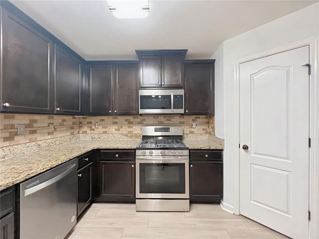 2416 Peach Shoals Circle, Dacula, GA 30019