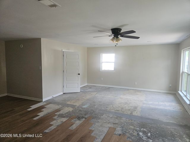 2012 Woodbury Road, Gautier, MS 39553