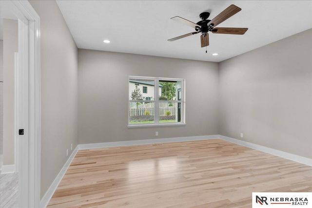 8825 Ranch Gate Road, Lincoln, NE 68520