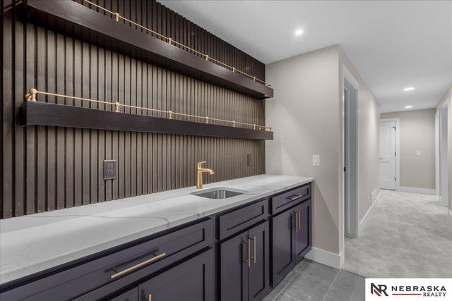 8825 Ranch Gate Road, Lincoln, NE 68520