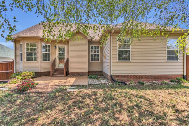 3974 Kristen St, Spring Hill, TN 37174