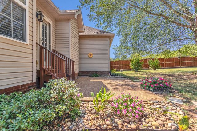 3974 Kristen St, Spring Hill, TN 37174