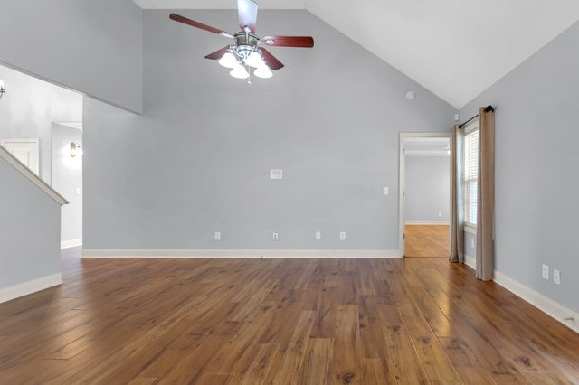 3974 Kristen St, Spring Hill, TN 37174