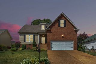 3974 Kristen St, Spring Hill, TN 37174