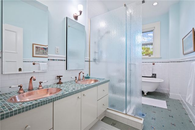 123 Woodland Rd, Squirrel Hill, PA 15232