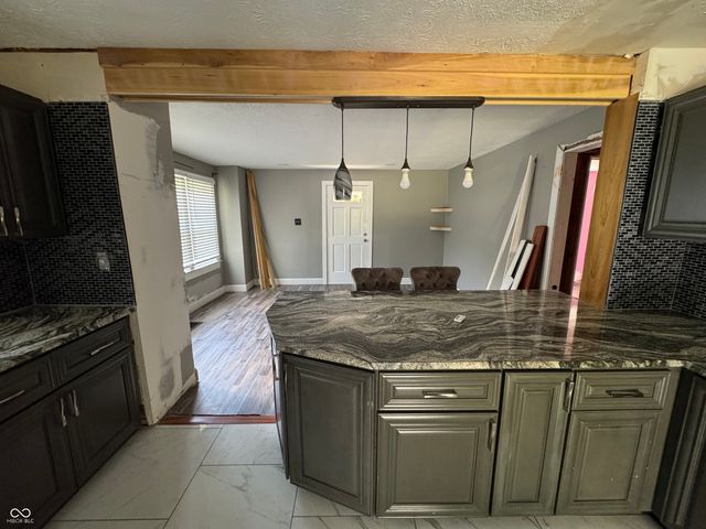 6702 Jackson Street, Indianapolis, IN 46241