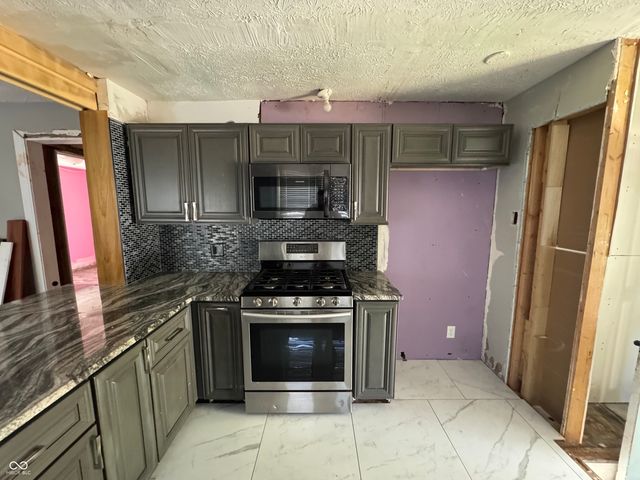 6702 Jackson Street, Indianapolis, IN 46241