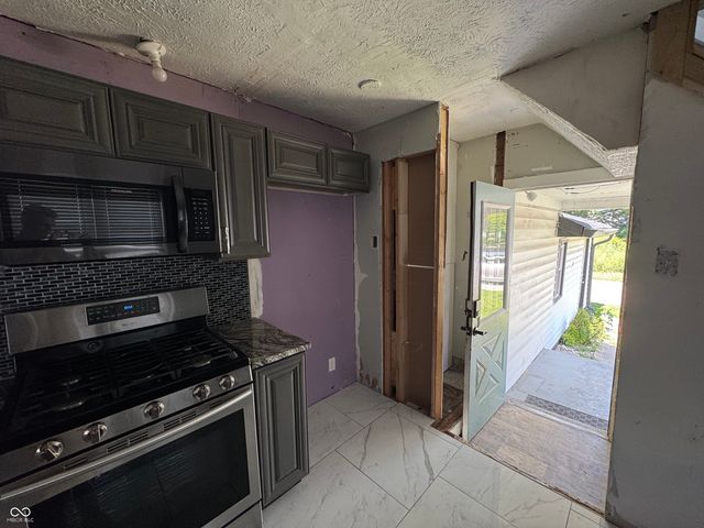 6702 Jackson Street, Indianapolis, IN 46241