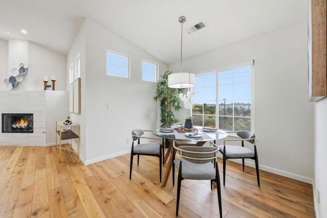 123 Positano Circle 406, Redwood City, CA 94065