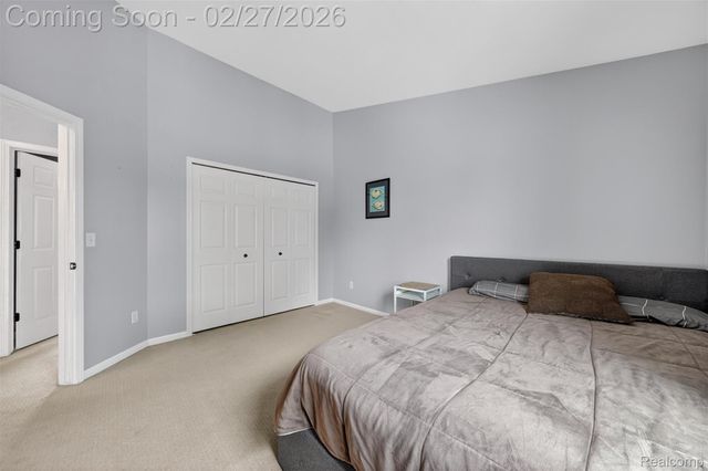 801 Linden Way, Auburn Hills, MI 48326