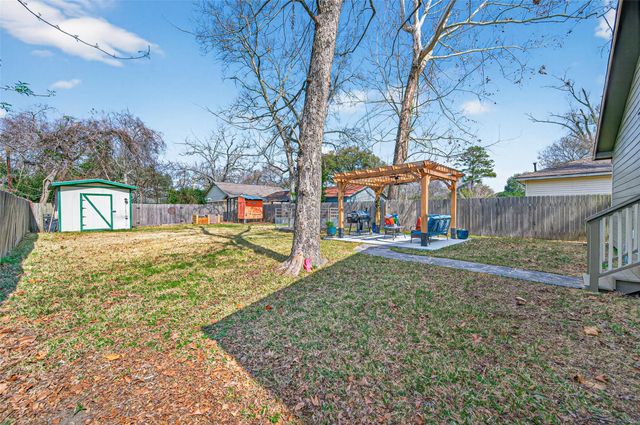 214 Texas Street, Tomball, TX 77375