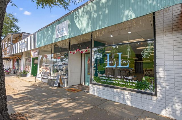 214 Texas Street, Tomball, TX 77375