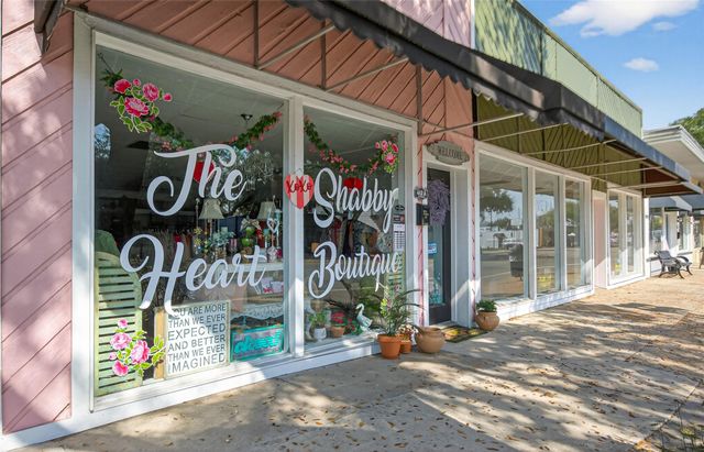 214 Texas Street, Tomball, TX 77375