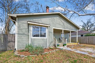 214 Texas Street, Tomball, TX 77375