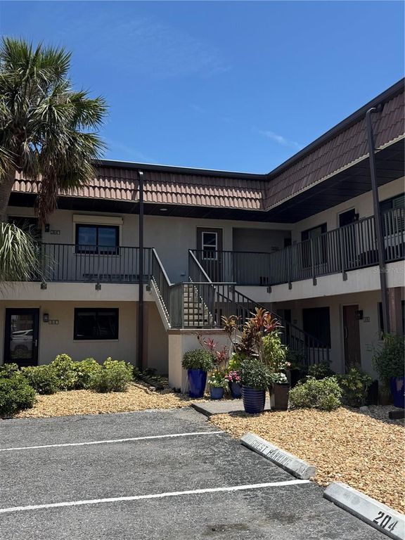 1258 BARBARA DRIVE 202, Venice, FL 34285