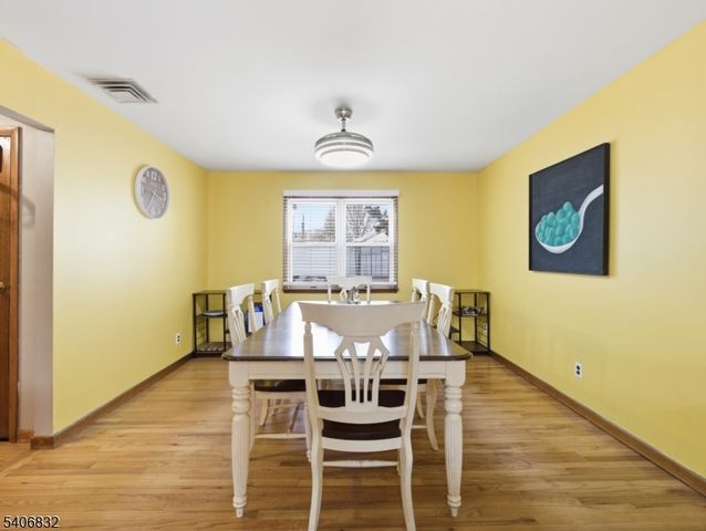 82 Pleasant Pl, Kearny Town, NJ 07032