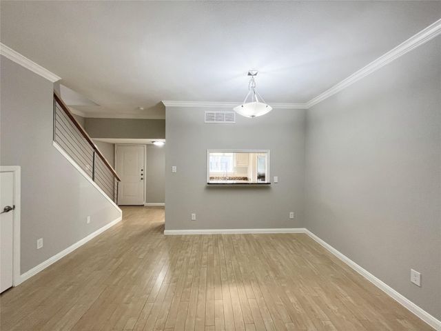 1801 Stoney Brook Drive 106, Houston, TX 77063