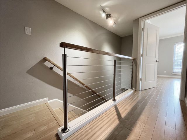 1801 Stoney Brook Drive 106, Houston, TX 77063