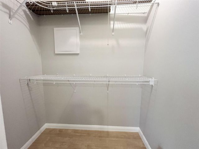 1801 Stoney Brook Drive 106, Houston, TX 77063