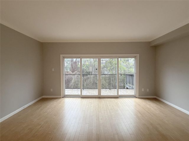 1801 Stoney Brook Drive 106, Houston, TX 77063