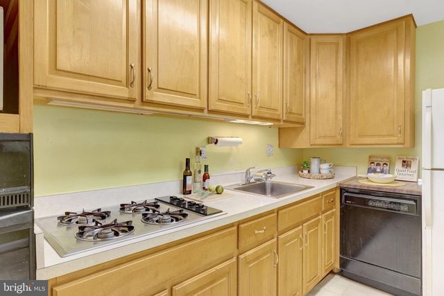 4252 BERRITT ST, Fairfax, VA 22030