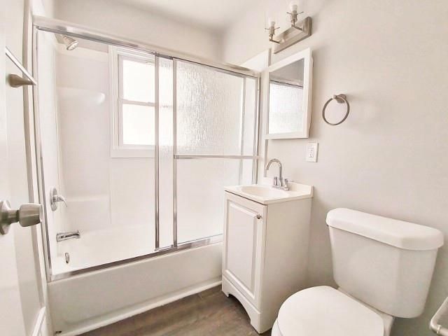 303 22nd Street, Blue Springs, MO 64015