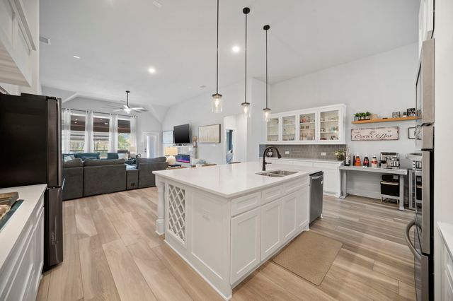 648 Red Maple Road, Waxahachie, TX 75165
