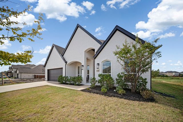 648 Red Maple Road, Waxahachie, TX 75165