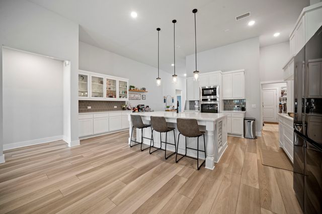 648 Red Maple Road, Waxahachie, TX 75165