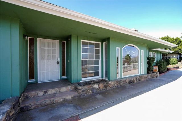 6304 Riley, Riverside, CA 92509