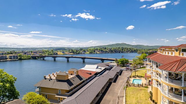 130 Grand Isle Dr Apt 1D, Hot Springs, AR 71913