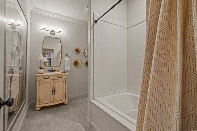 130 Grand Isle Dr Apt 1D, Hot Springs, AR 71913