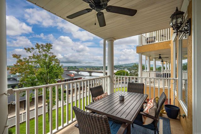 130 Grand Isle Dr Apt 1D, Hot Springs, AR 71913