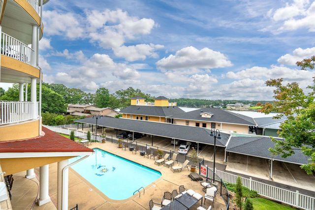 130 Grand Isle Dr Apt 1D, Hot Springs, AR 71913