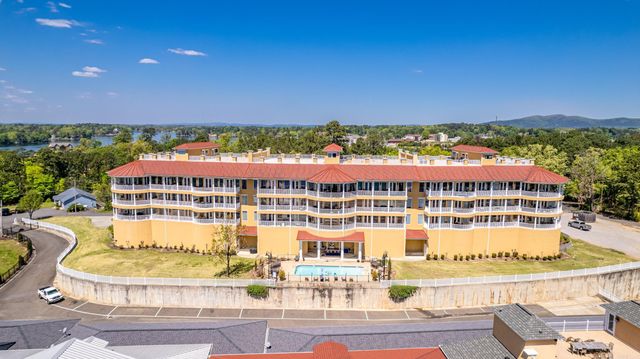 130 Grand Isle Dr Apt 1D, Hot Springs, AR 71913
