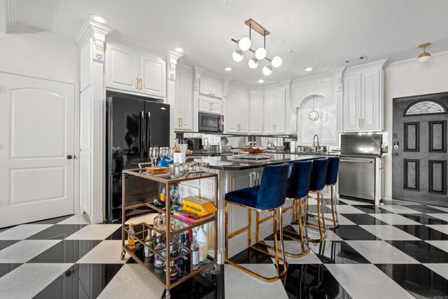 130 Grand Isle Dr Apt 1D, Hot Springs, AR 71913
