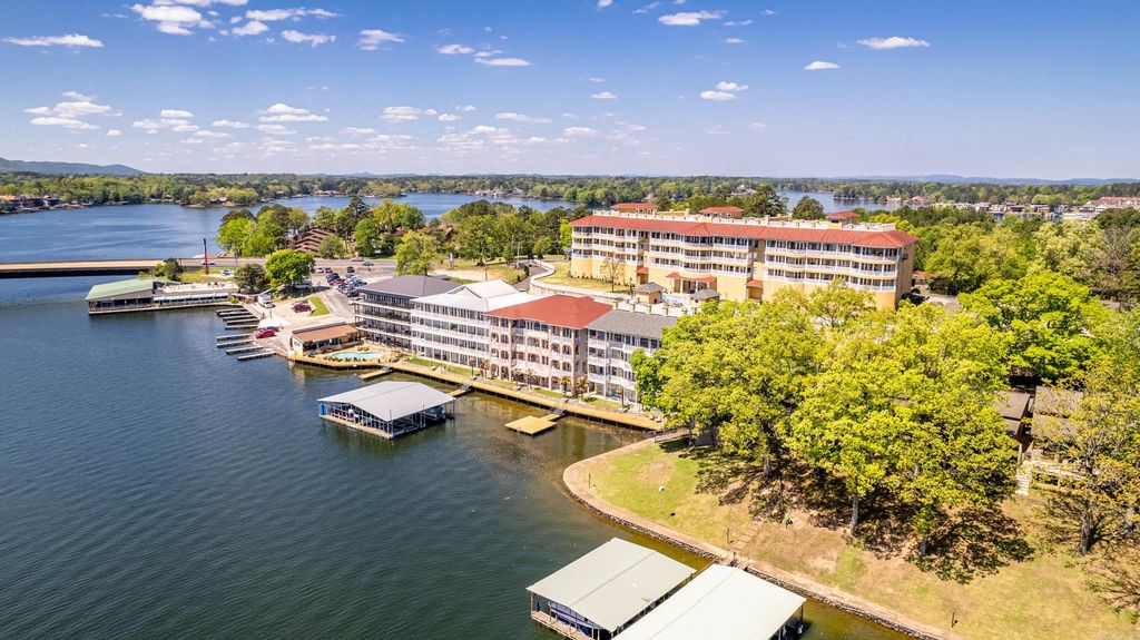 130 Grand Isle Dr Apt 1D, Hot Springs, AR 71913