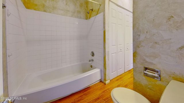 2530 WHISPERING WOODS Boulevard 4, Jacksonville, FL 32246