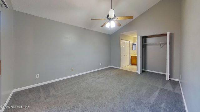 2530 WHISPERING WOODS Boulevard 4, Jacksonville, FL 32246