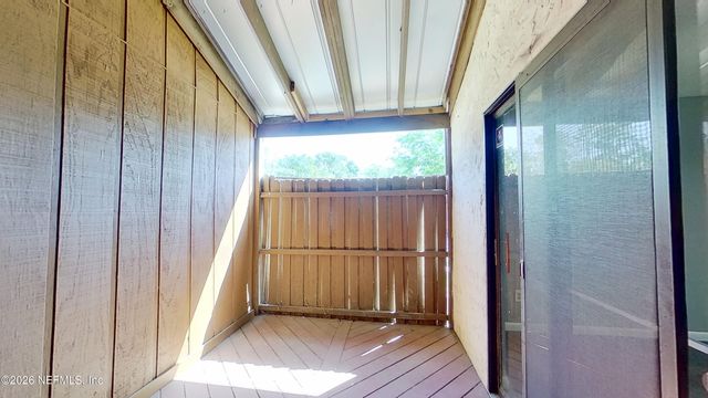 2530 WHISPERING WOODS Boulevard 4, Jacksonville, FL 32246