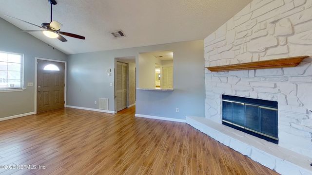 2530 WHISPERING WOODS Boulevard 4, Jacksonville, FL 32246