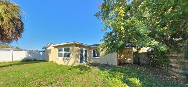 10105 VINEYARD LANE, Port Richey, FL 34668