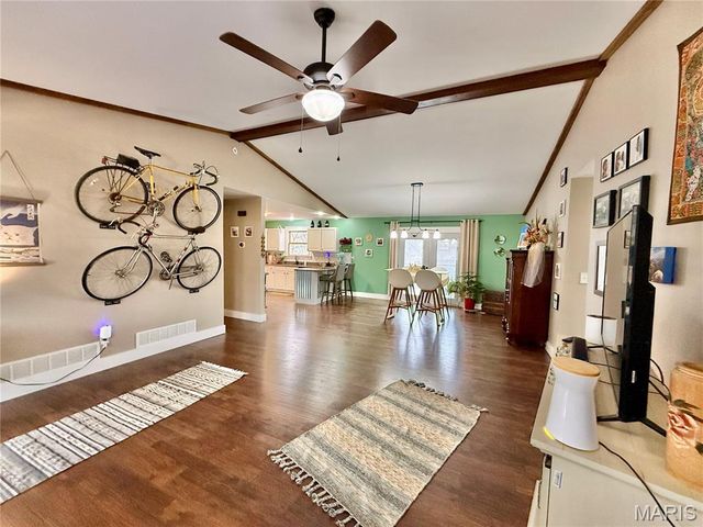 13001 Woodland Groves Place, Hannibal, MO 63401