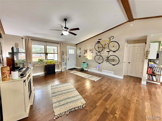 13001 Woodland Groves Place, Hannibal, MO 63401