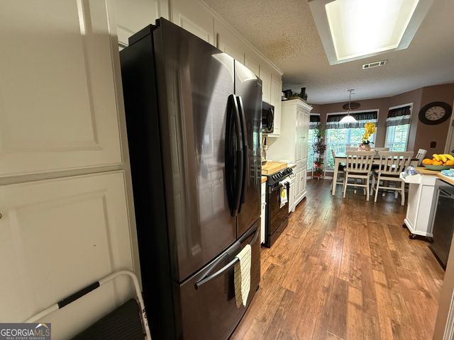 408 Twinflower Drive, Mount Airy, GA 30563
