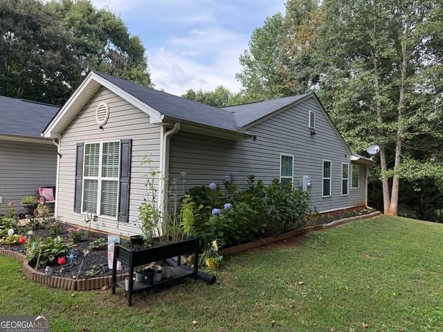 408 Twinflower Drive, Mount Airy, GA 30563