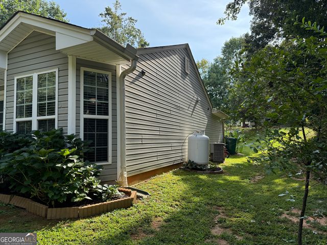 408 Twinflower Drive, Mount Airy, GA 30563