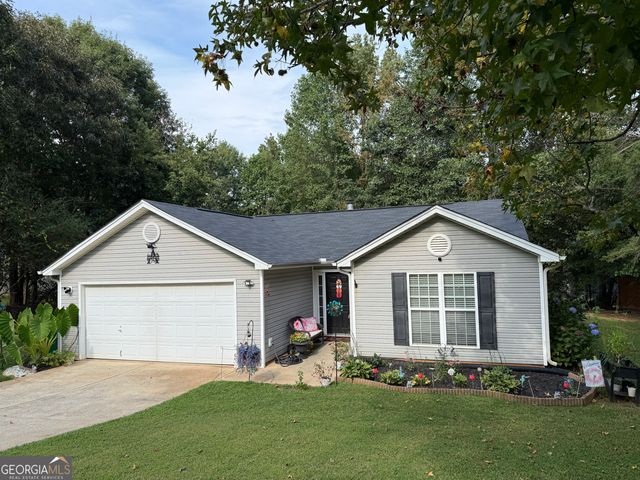 408 Twinflower Drive, Mount Airy, GA 30563