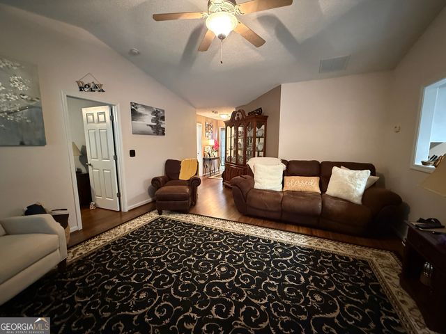 408 Twinflower Drive, Mount Airy, GA 30563